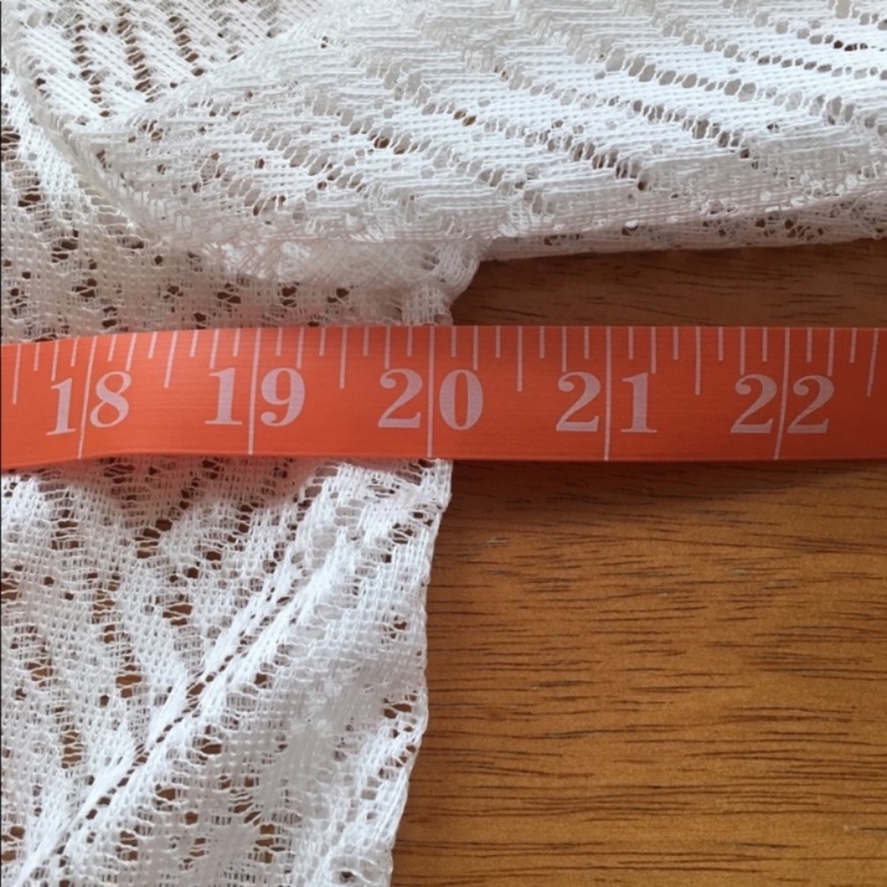 Highness Lace Coverup - Picture 6 of 8